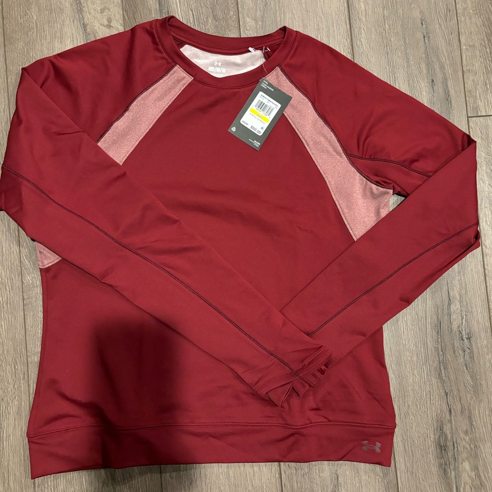 Brand New Women’s Medium Underarmour Long sleeve crew neck
